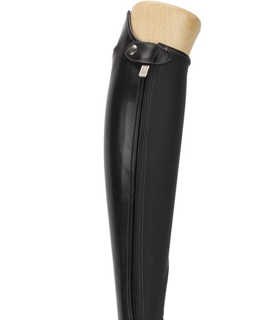 Alberto Fasciani's Leonardo is made in Super Natural calfskin leather. This showjumping boot is extremely soft and comfortable. The inner calf is a rubberised elastic grip system to fit smoothly against your leg. Equipped with back zip and elastic laces. The sole is with Blake stitch, latex rubber and anti-shock.
Semi-custom fit also available at $130 added to the boot price, please contact us to discuss further
100% Made in Italy
We are here to help should you need assistance with sizing