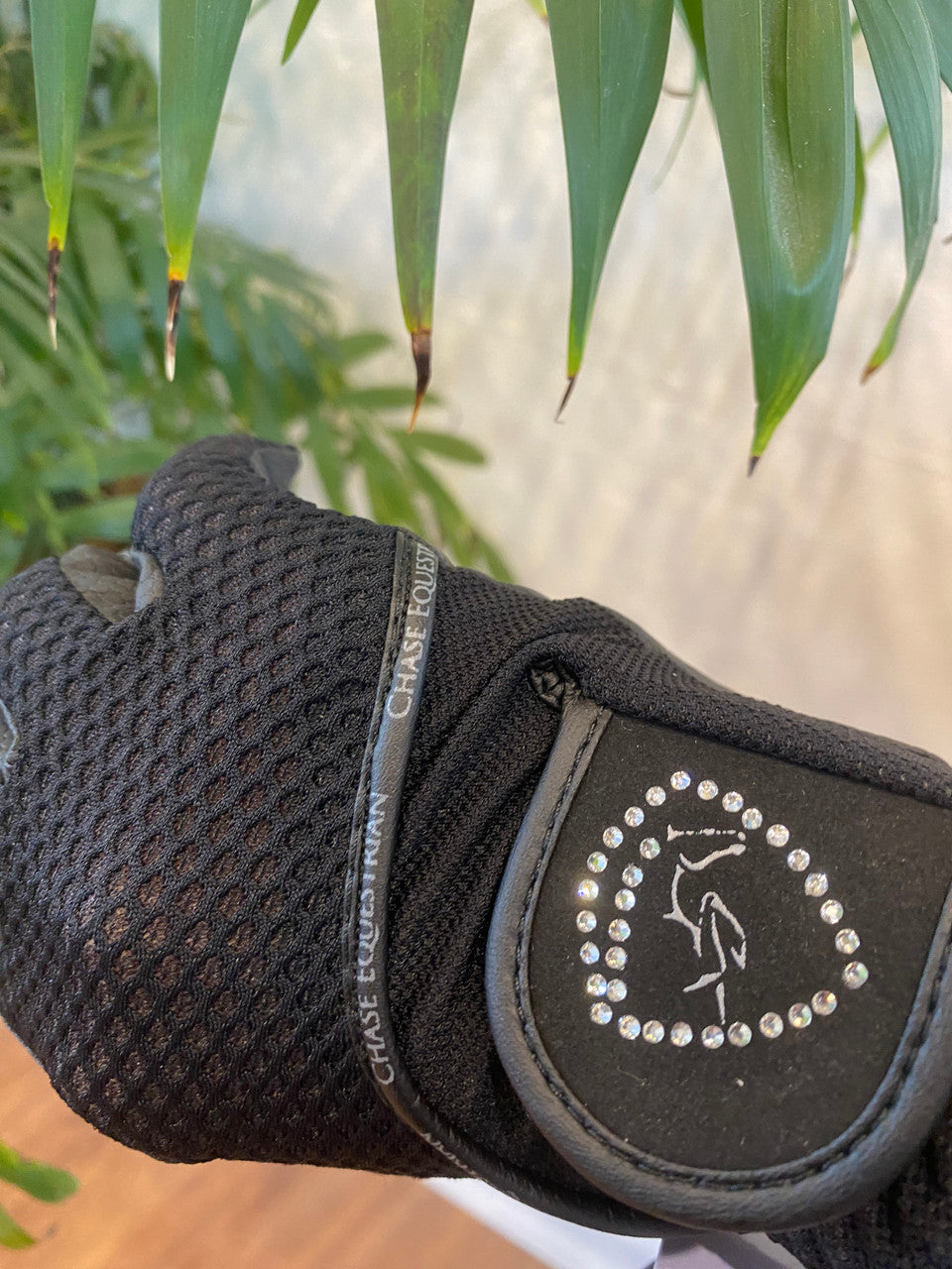 Black Gloves (with Crystals)