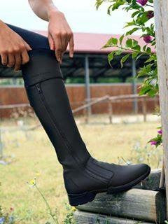 Style: 103 Custo (Black Custo) Size 41-45