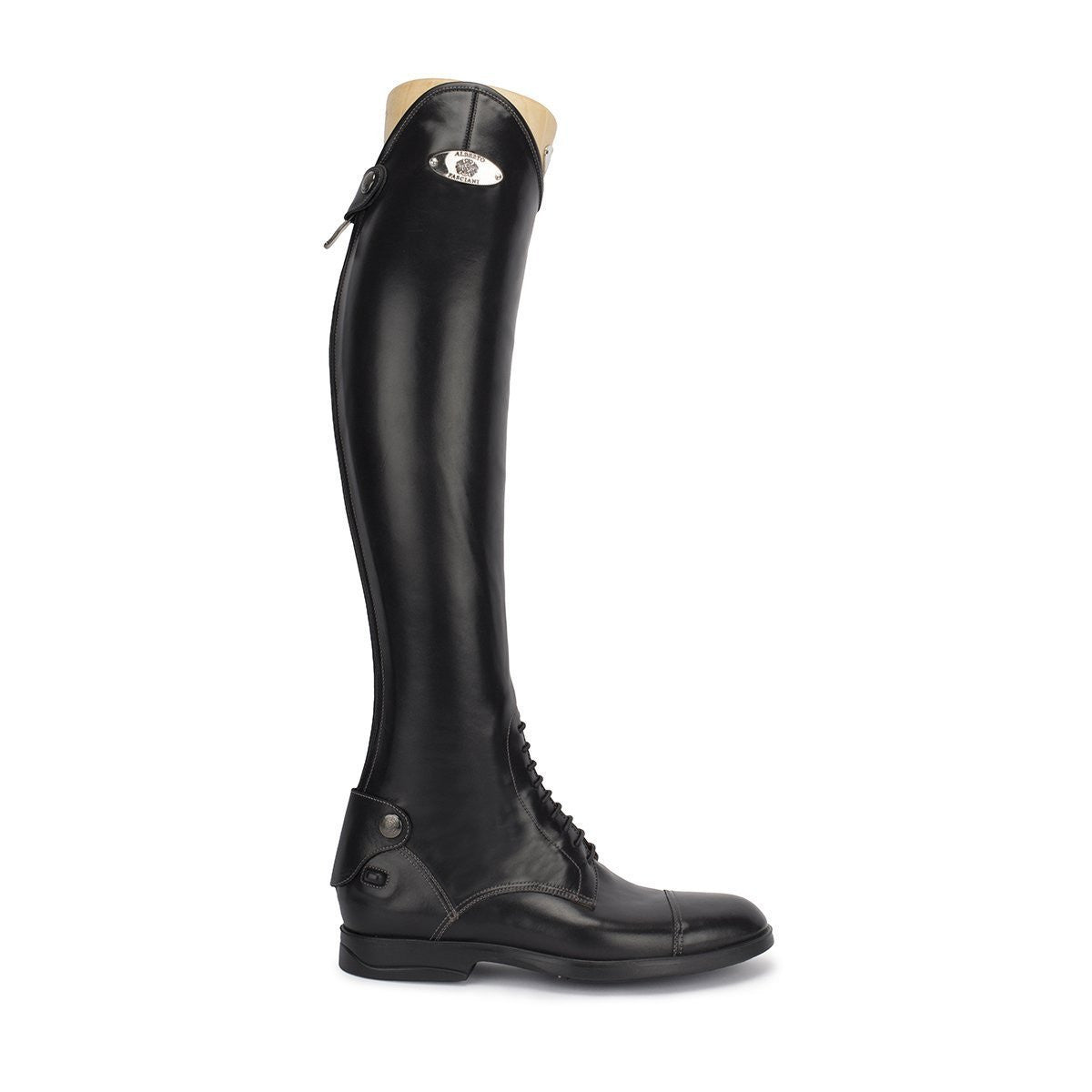 Alberto Fasciani's Leonardo is made in Super Natural calfskin leather. This showjumping boot is extremely soft and comfortable. The inner calf is a rubberised elastic grip system to fit smoothly against your leg. Equipped with back zip and elastic laces. The sole is with Blake stitch, latex rubber and anti-shock.
Semi-custom fit also available at $130 added to the boot price, please contact us to discuss further
100% Made in Italy
We are here to help should you need assistance with sizing