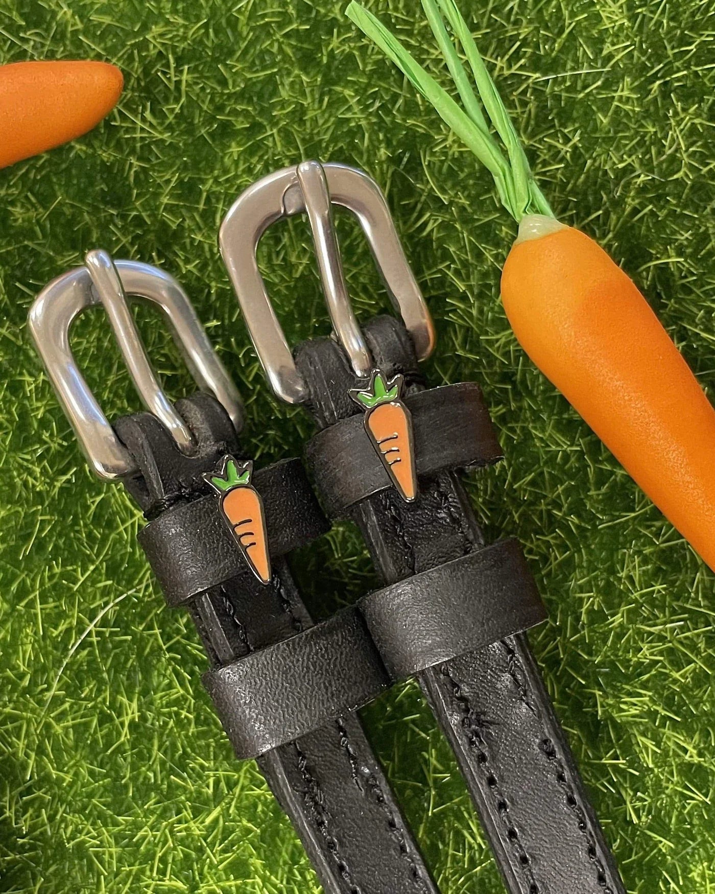 Carrot Spur Straps