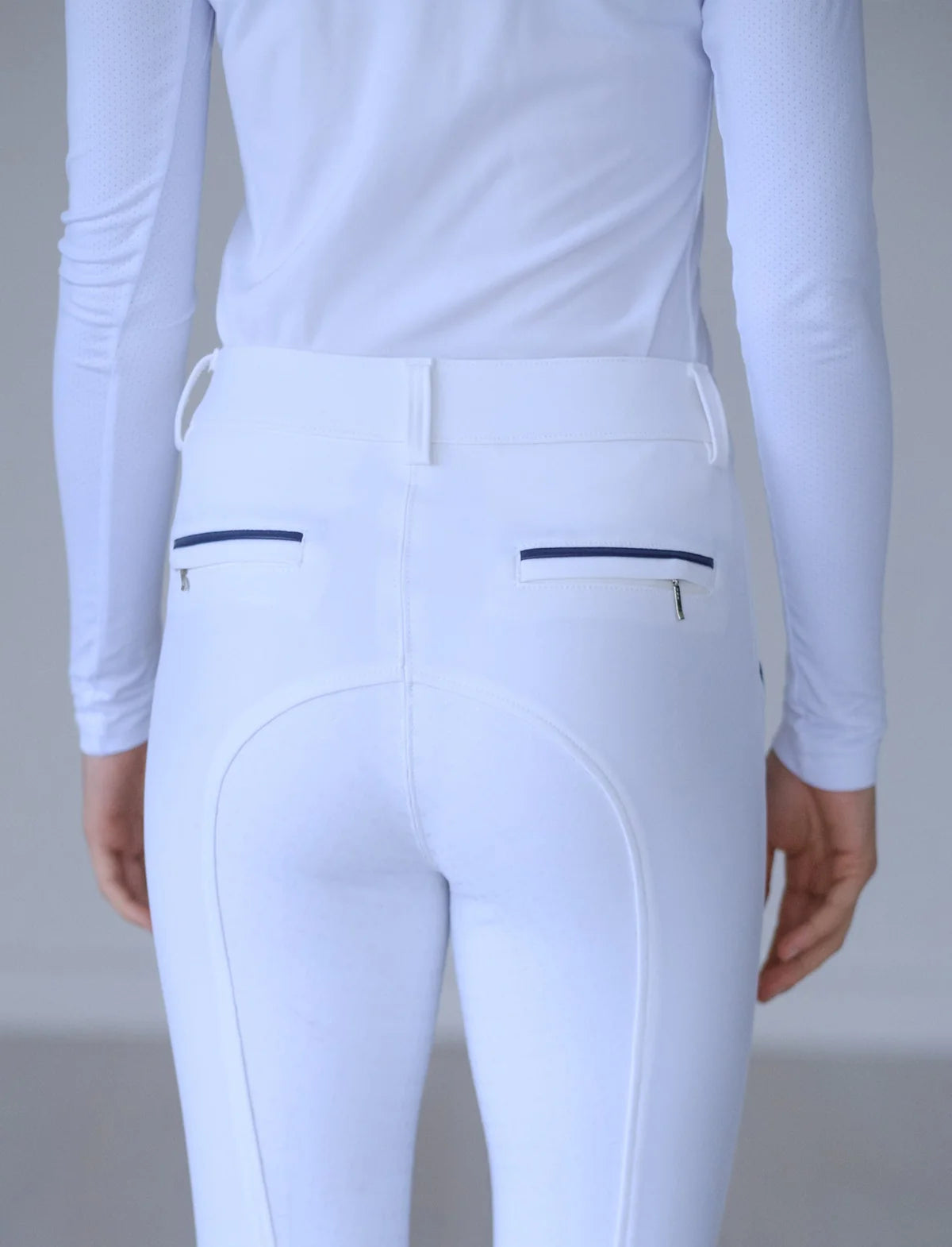 ‘Alyssa’ Breech (white)