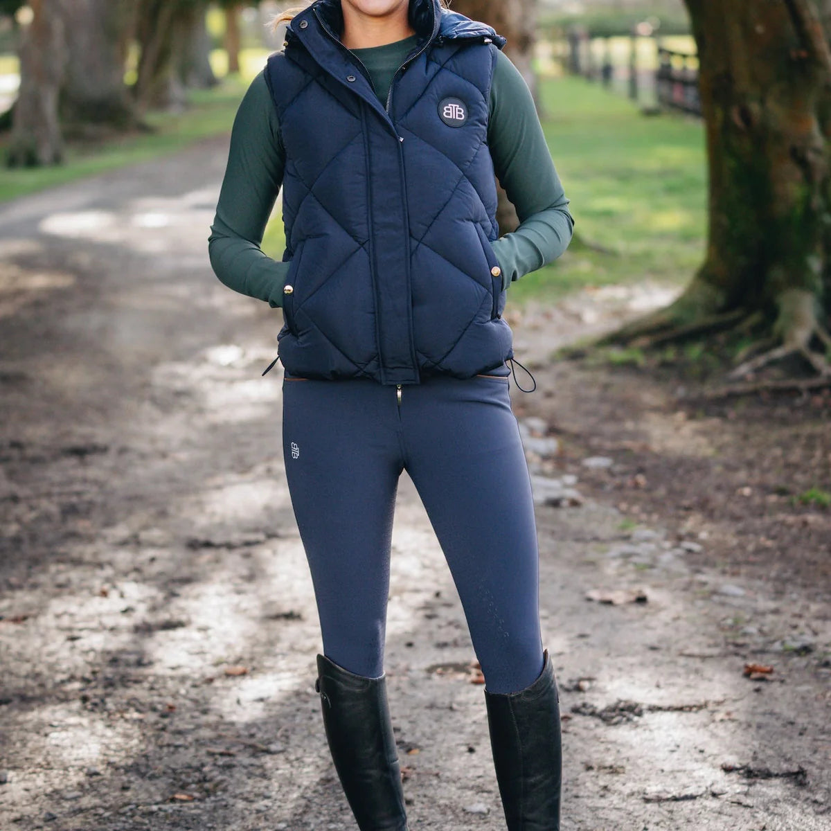 ‘Beth’ Breech (blue)