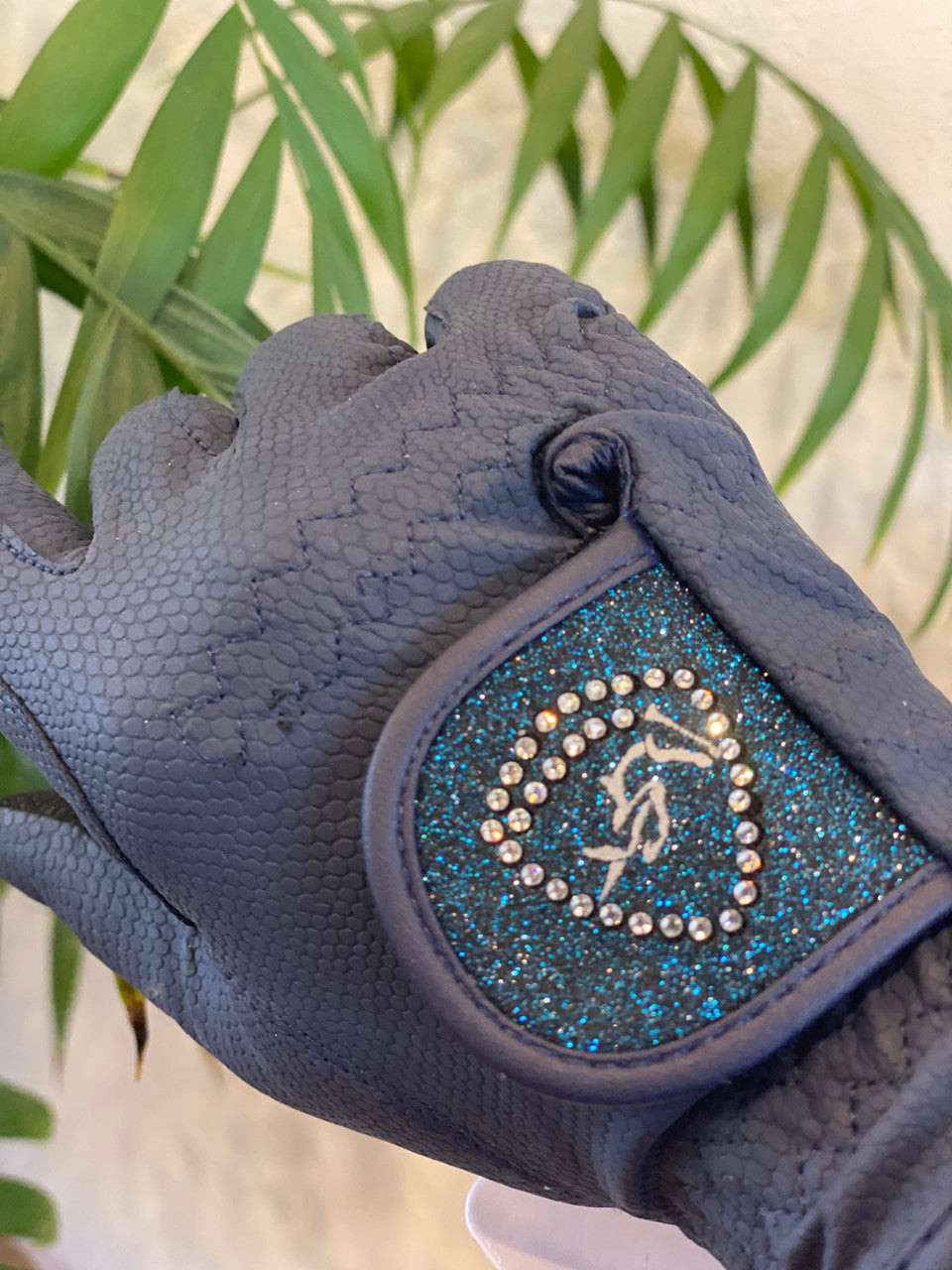 Blue Gloves (with Crystals)