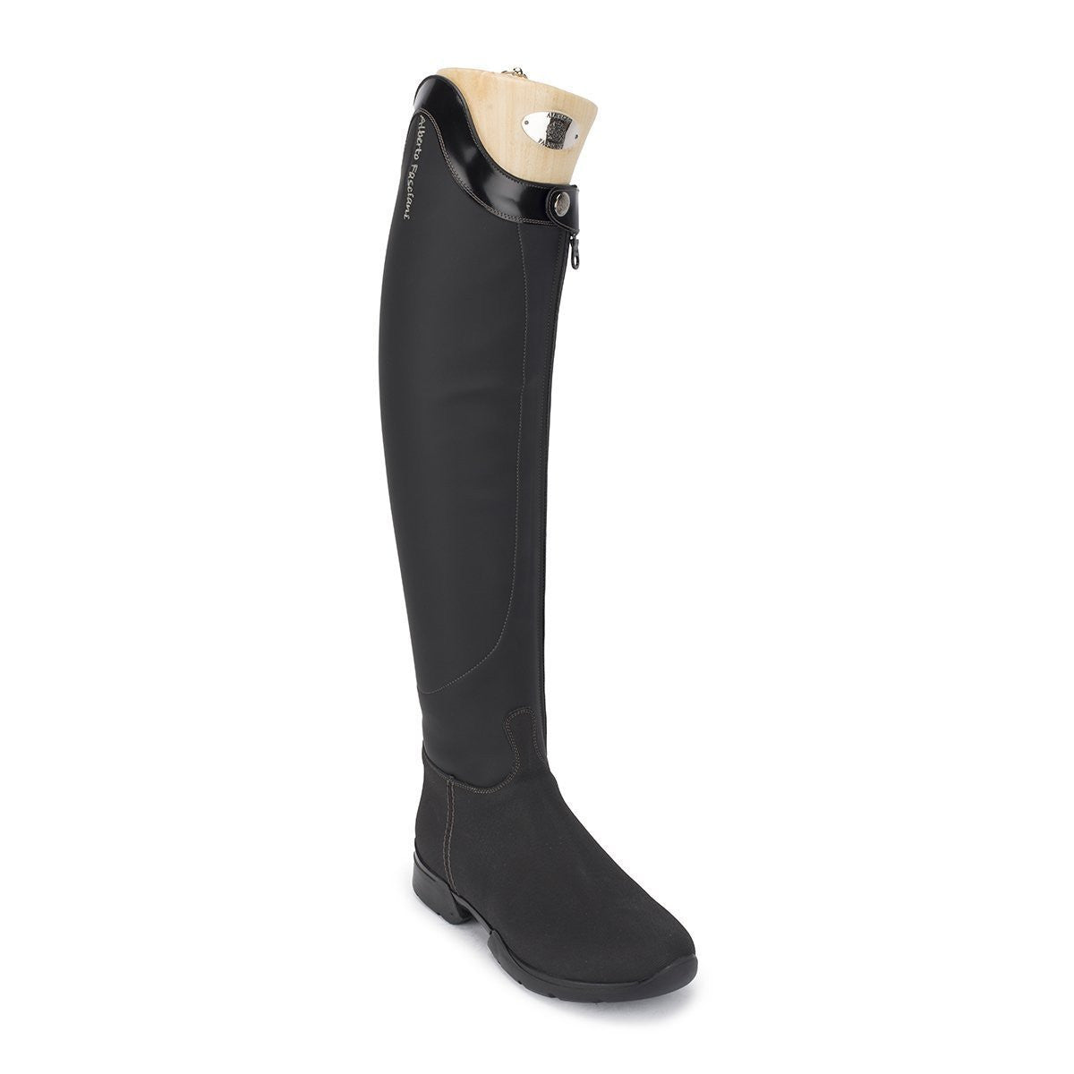 Style: Dressage Custo